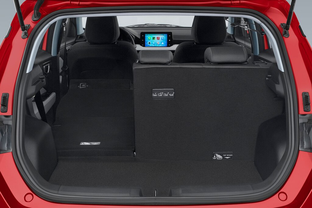 Nuevo Chevrolet Aveo Hatchback 2025, monovolúmen con asientos traseros abatibles 100% con división 60/40